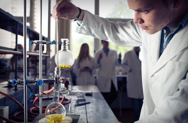 39_Chemist 39_Chemist