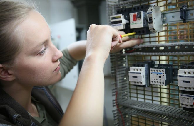8_ElectricalEngineer 8_ElectricalEngineer