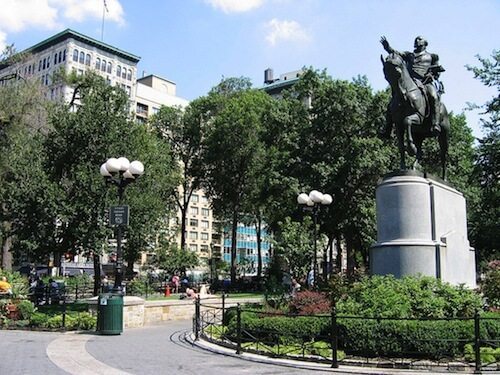 new-school-union_square_statue